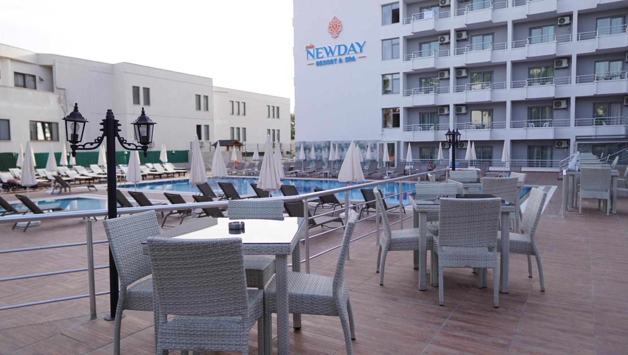Ada Newday Resort Hotel クシャダス エクステリア 写真