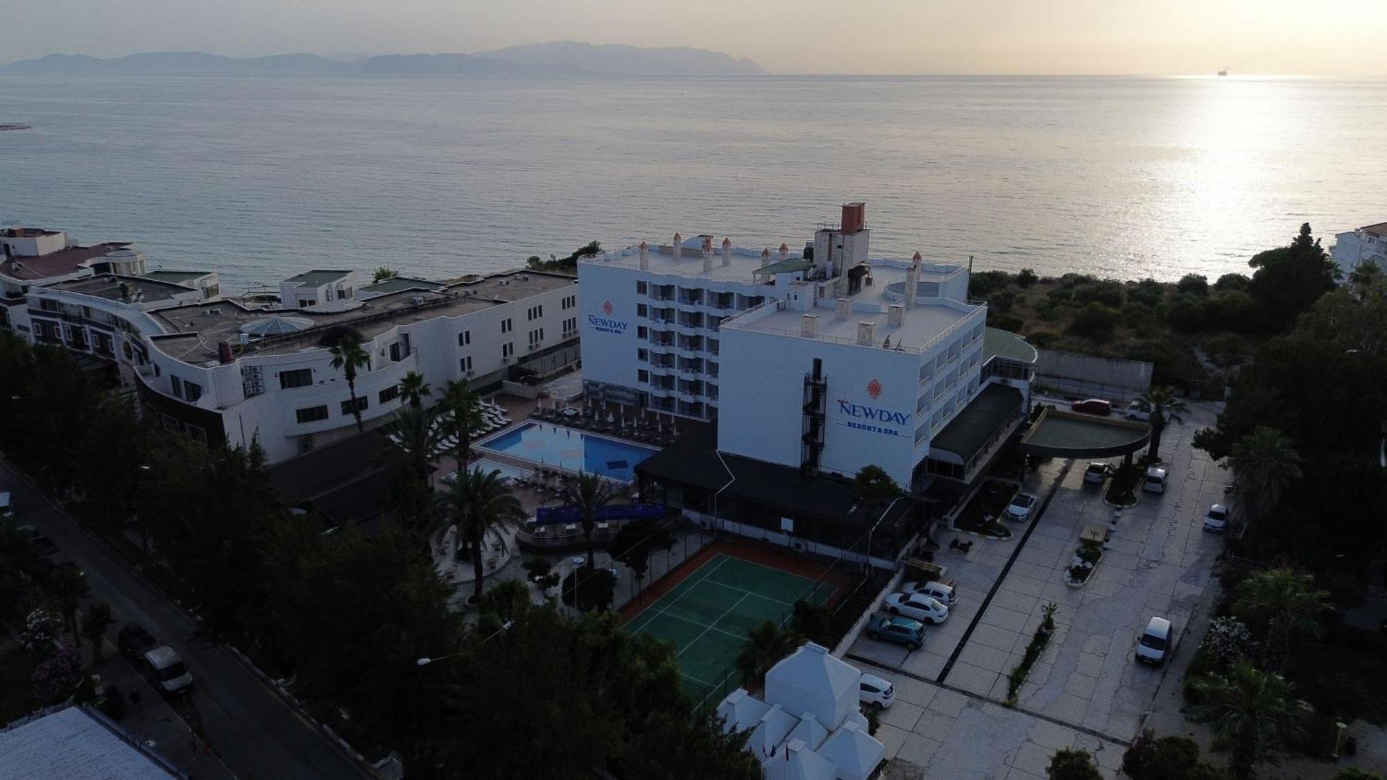 Ada Newday Resort Hotel クシャダス エクステリア 写真