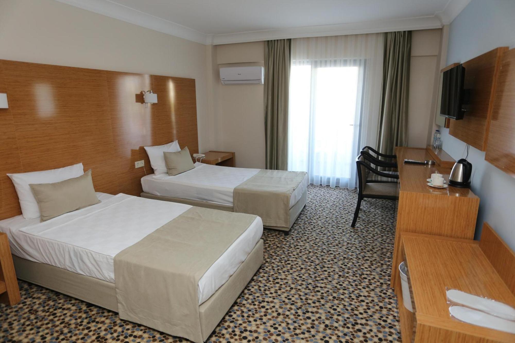 Ada Newday Resort Hotel クシャダス エクステリア 写真